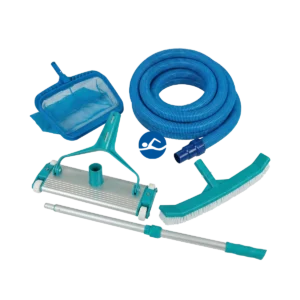 Havuz temizlik seti; vakum hortumu, süpürge başlığı, fırça, kepçe, teleskopik sap ve test kitinden oluşan 7 parçalı profesyonel ekipman paketi.